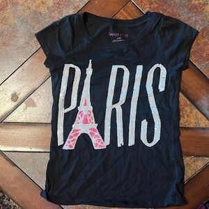 Paris tee. Excellent condition. Size 7
